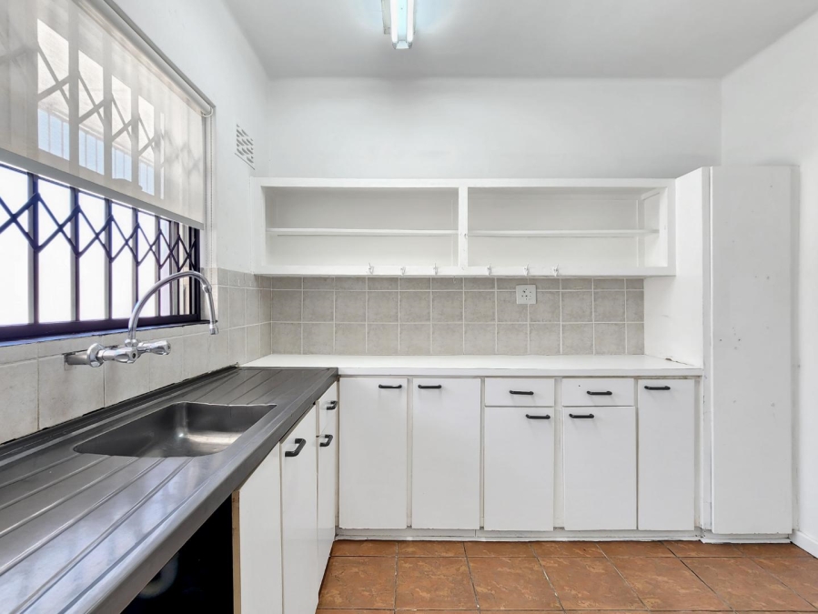 2 Bedroom Property for Sale in Green Point Western Cape